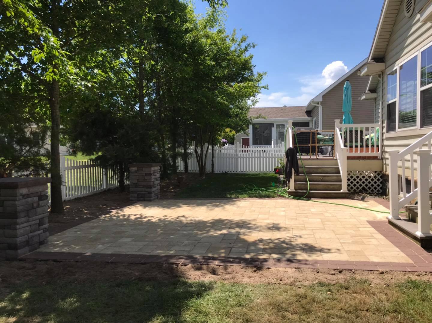 DA Tree Service — Gallery background